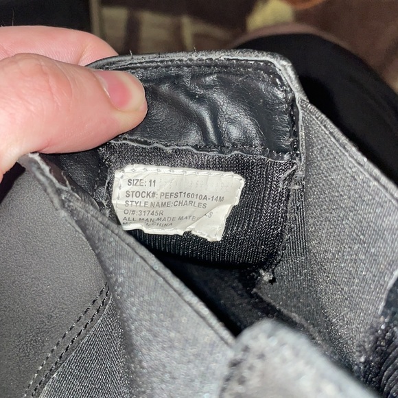 Like New PreOwned Perry Ellis PortFolio Charles Boots Mens Size 11 Sold Out !!! - Picture 3 of 11